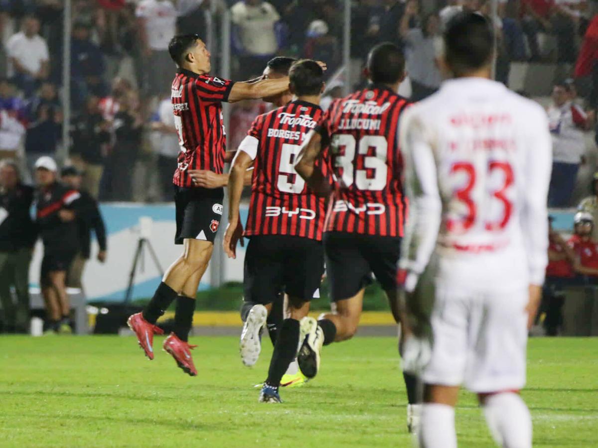 Otra vergüenza para Honduras: ¡Alajuelense sepulta y elimina al Olimpia y se clasifica a la final de Copa Centroamericana!