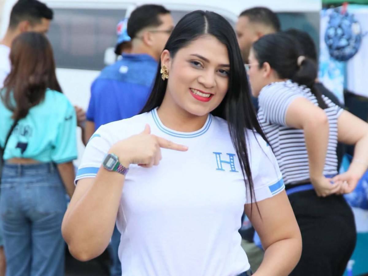 Dos esposas de futbolistas sorprenden, las bellas chicas que adornan el Chelato Uclés y el descartado por Rueda que llegó