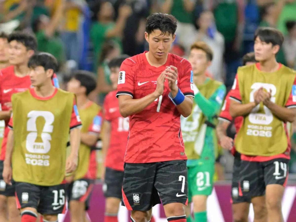 El humillante regreso de selección eliminada del Mundial: insultos al culpable