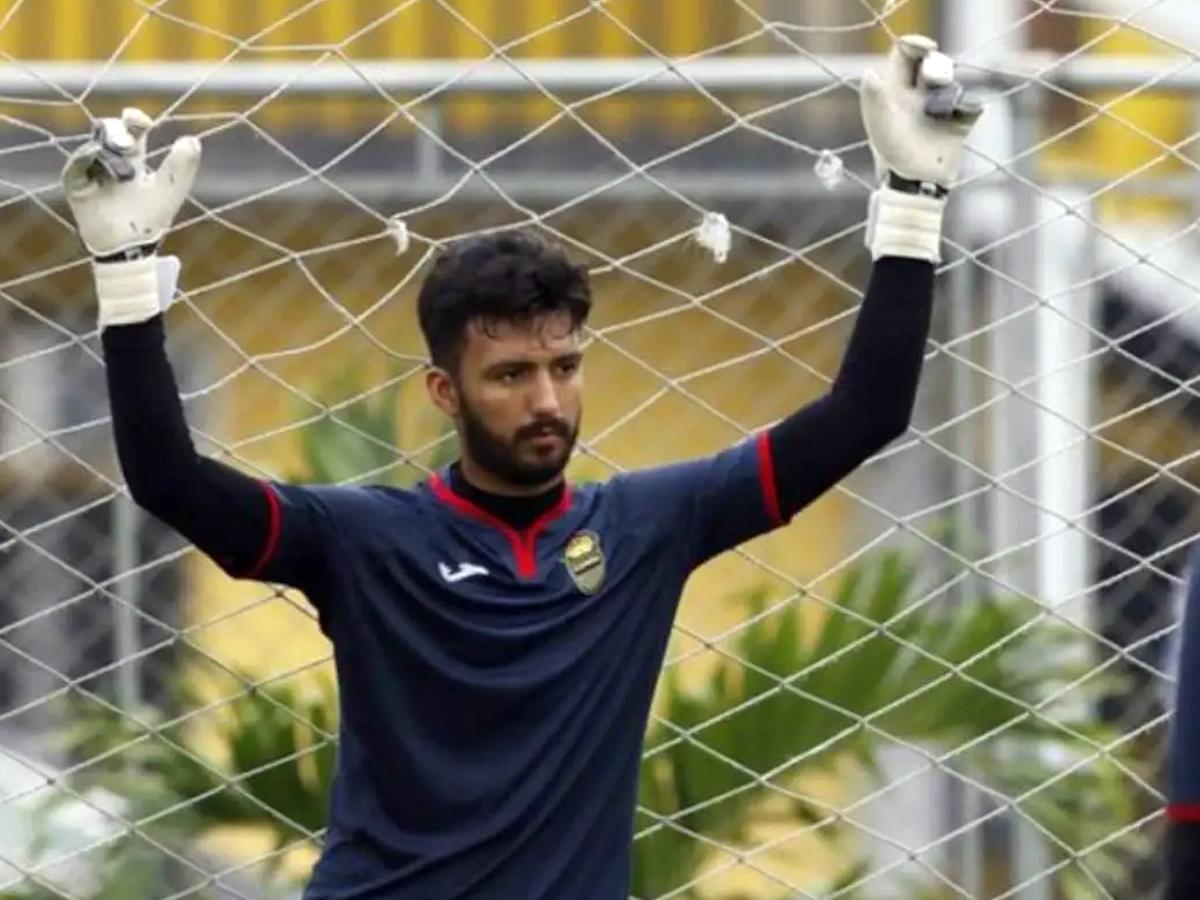 Pipo López vivirá una etapa más como jugador del Real España.