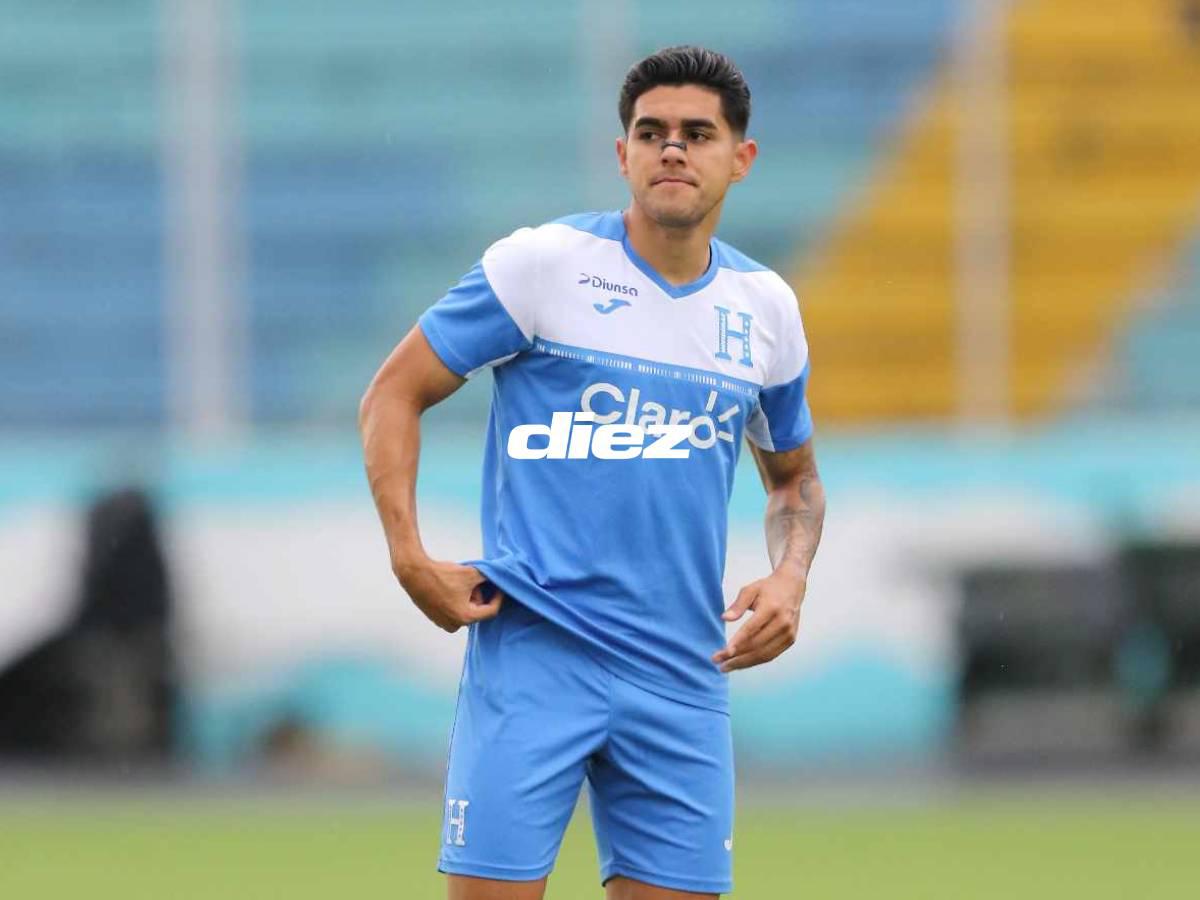 ¡Visitas sorpresa! Legionario se bajó del avión directo al entreno de la Selección de Honduras y un lesionado dijo adiós a la concentración