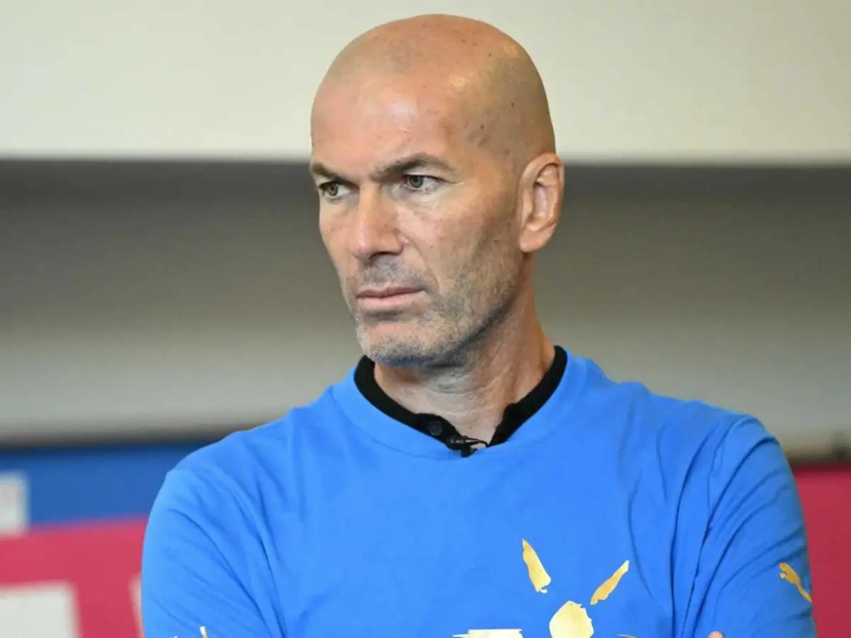 Zidane se olvida del Real Madrid y ya toma sus primeras decisiones: los dos borrados y los refuerzos que trae