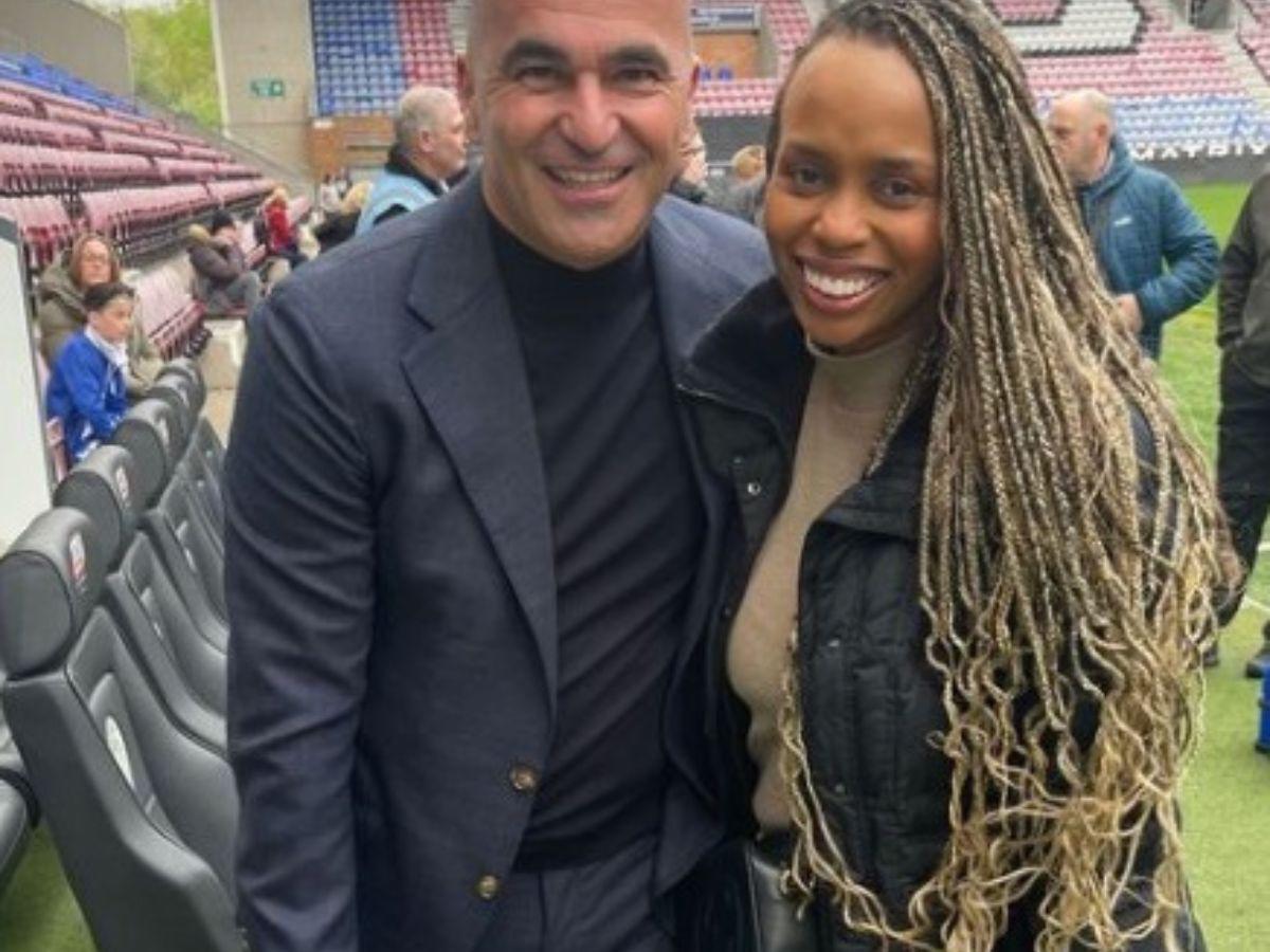 Maynor Figueroa regresó al Wigan de Inglaterra: momentazo con el DT de Cristiano Ronaldo y fan lo sorprendió con álbum