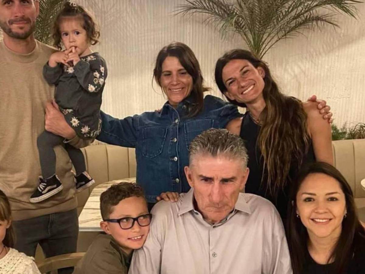 Técnico sufre una de las peores enfermedades y su esposa hace impactante confesión ¿Fue por culpa del fútbol?