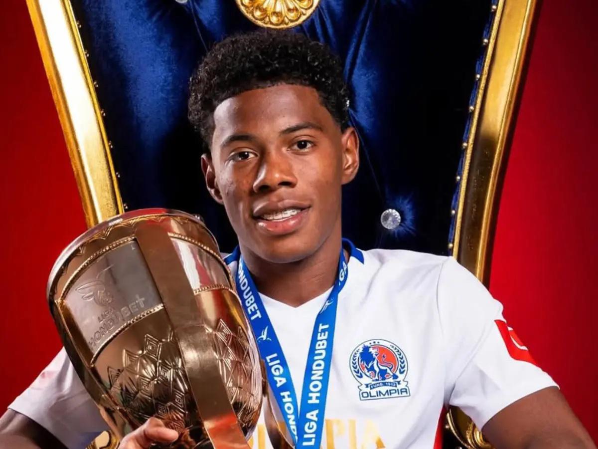 Los millones de dólares que habrían pagado por Dereck Moncada: así es Lugano FC, club que compró al hondureño