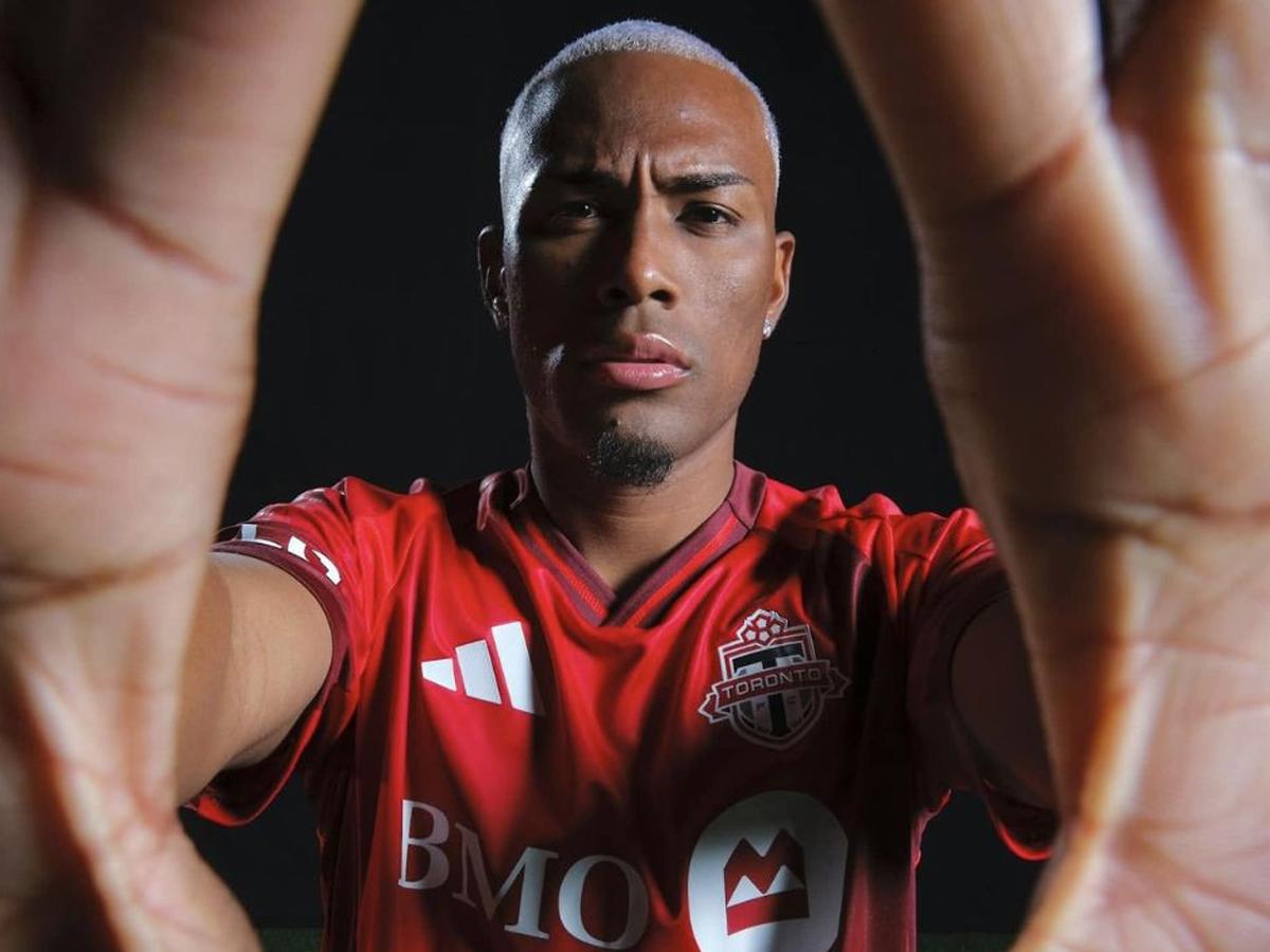 El hondureño Deiby Flores se va del Toronto FC de la MLS y Reinaldo Rueda revela su impensado destino