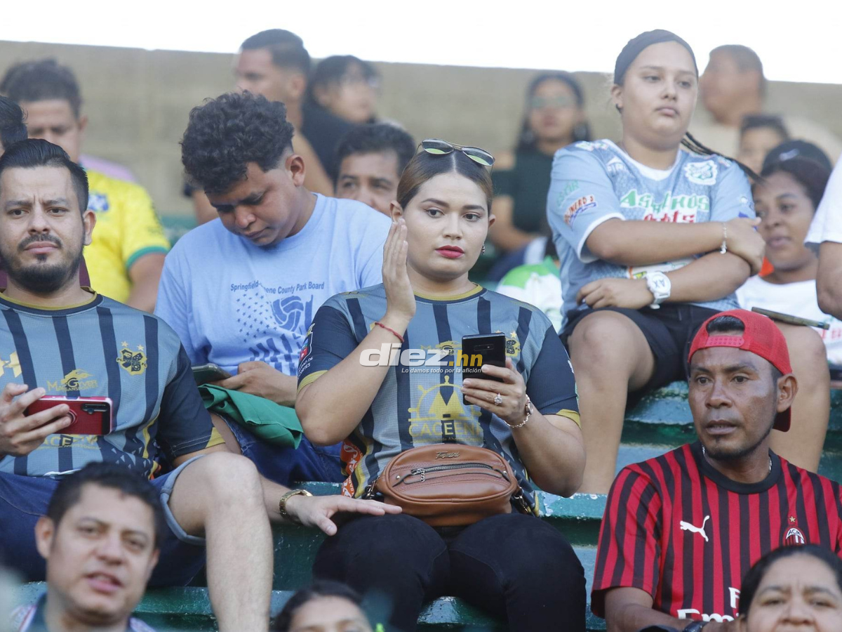 Zafarrancho en el Estadio Excélsior: Las fotos de la bronca en el Platense-Independiente en la semifinal de ida en Liga de Ascenso