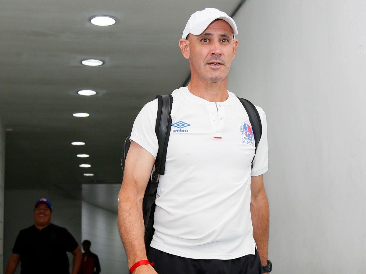 ¡Varios cambios! Olimpia y su modificado 11 titular para medirse al Victoria por el liderato de la Liga Nacional