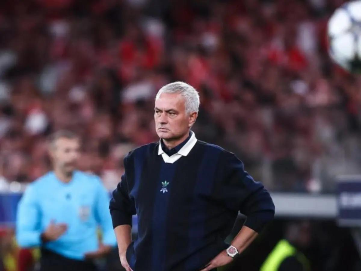 Mourinho sacude al Real Madrid: solicita fichar a impensado crack del Barcelona
