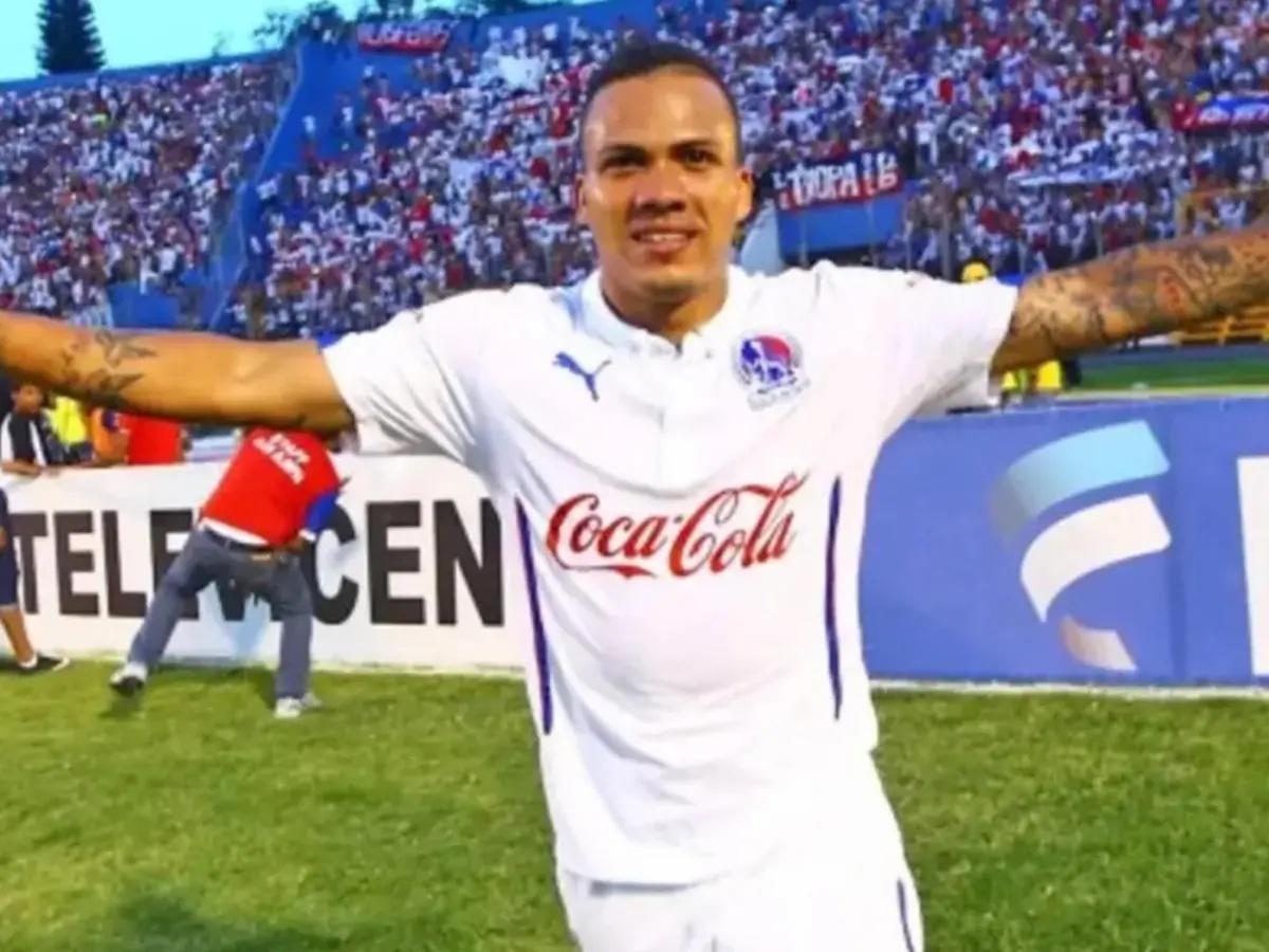 Esposa de Arnold Peralta conmueve a toda Honduras con su último mensaje a diez años del crimen: Nos aferramos
