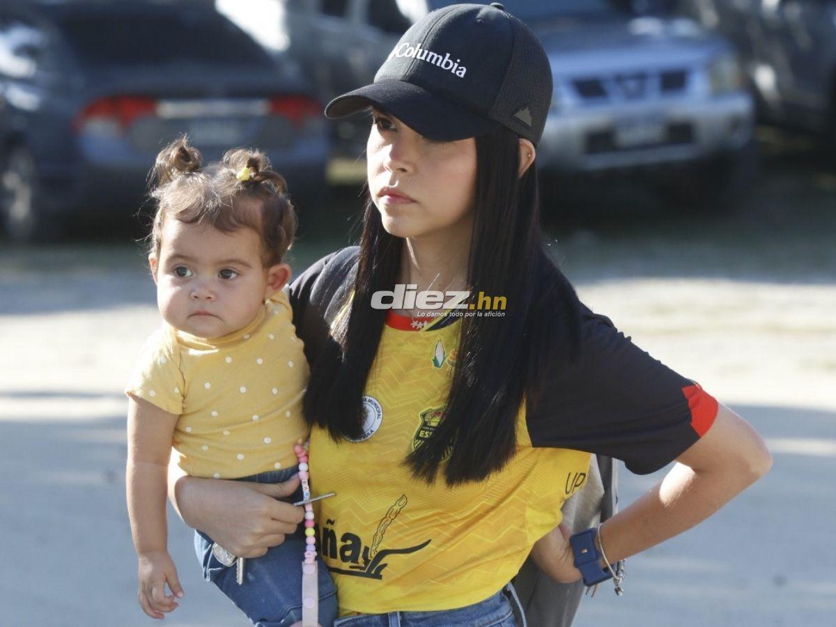 No se vio en TV: Tristeza en Marathón, Real España hizo una fiesta y las bellas chicas que se robó las miradas en el clásico