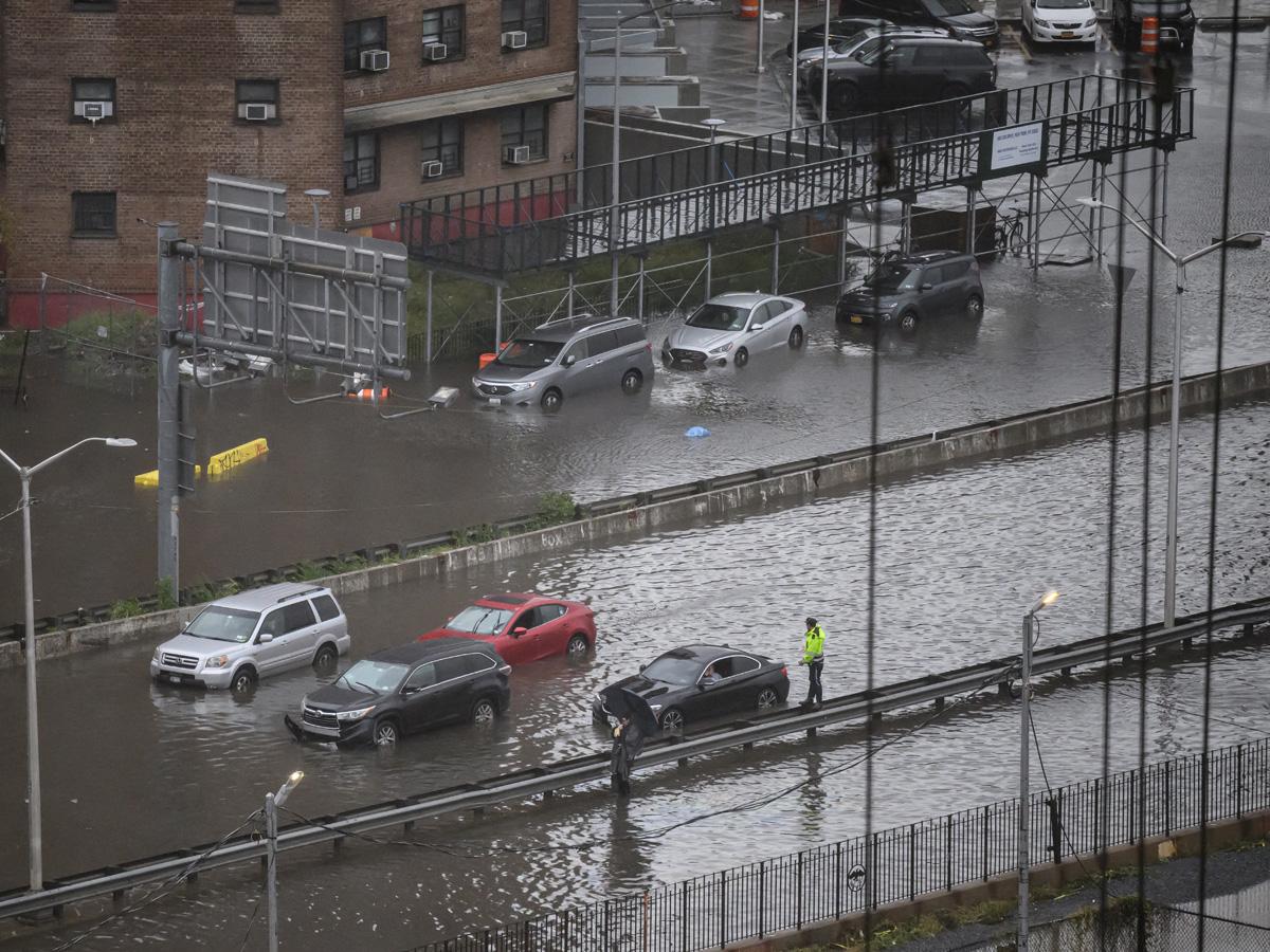 INFORME ESPECIAL: Nueva York en estado de emergencia ante inundaciones; metros, rutas de autobuses y vuelos afectados