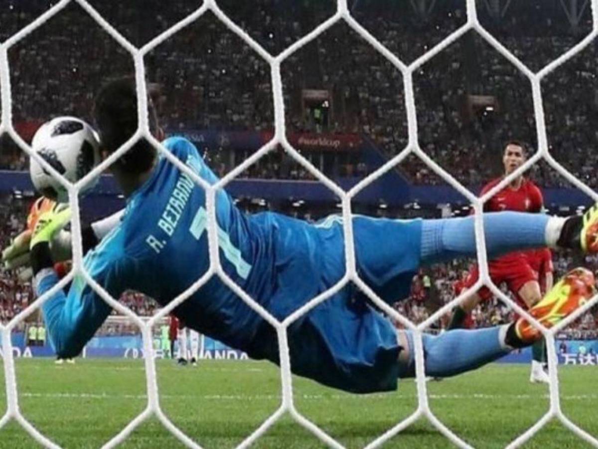 Dormía en las calles y opacó a CR7: quién es Alireza Beiranvand, portero de Irán