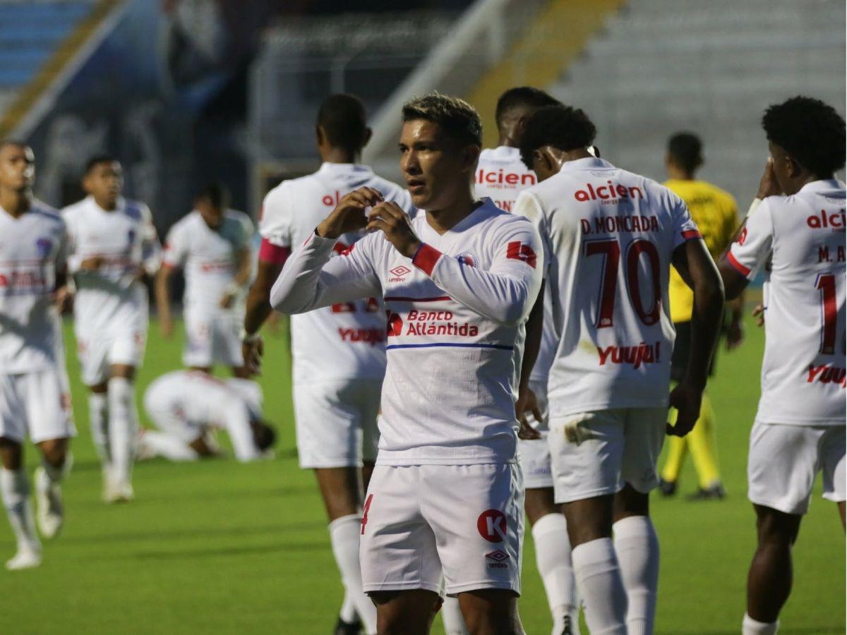 Amargura en Real España tras perder ante Olimpia, los dos lesionados que preocupan en la Máquina y el motivo de las vigas en sol centro