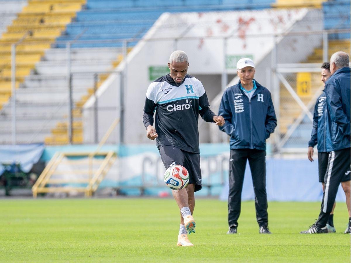 ¿Pelonearon a Dereck? Luis Palma sorprende con exótico look, ¡Honduras entrenó por última vez en suelo catracho!