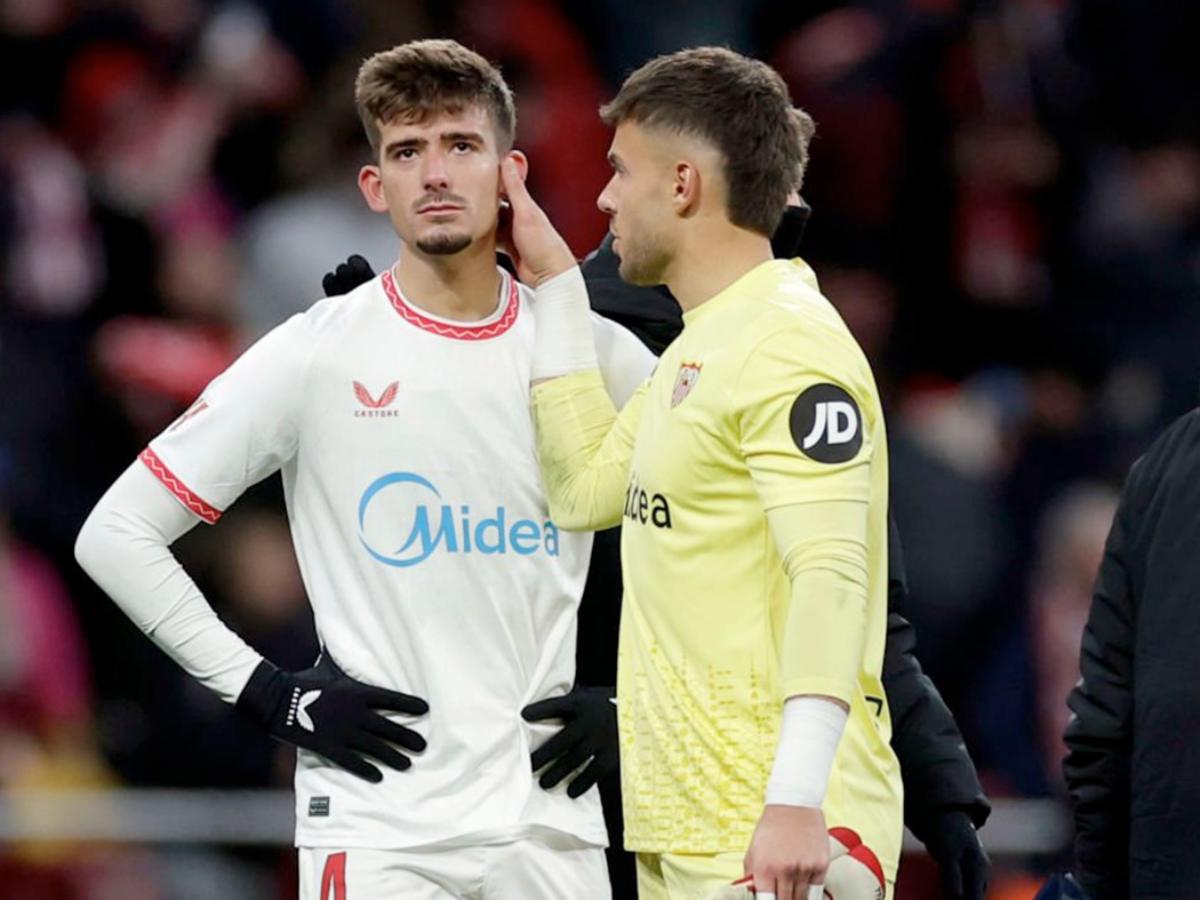 Polémica en LaLiga: Detienen al futbolista del Sevilla, Kike Salas, por forzar tarjetas para amañar apuestas en España