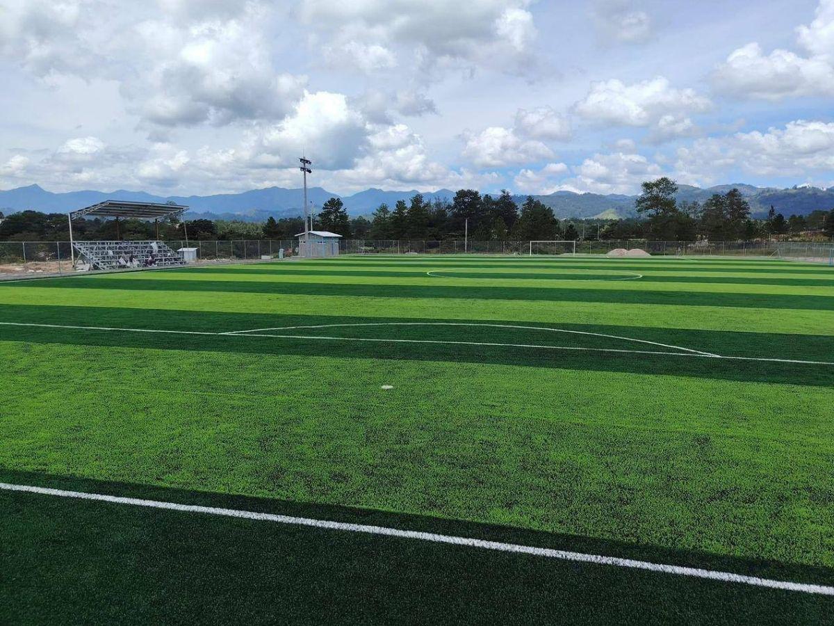 Condepor anuncia finalización de cancha de fútbol en reconocido municipio de Olancho