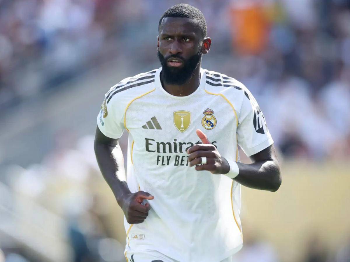 Flick borra a figura del Barca y salidas del Real Madrid tras llegada de Mourinho