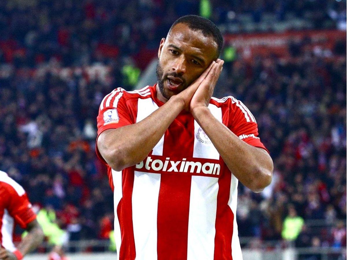 Furor por Luis Palma: Las fotos que dejó el estreno goleador del hondureño con el Olympiacos en Copa de Grecia