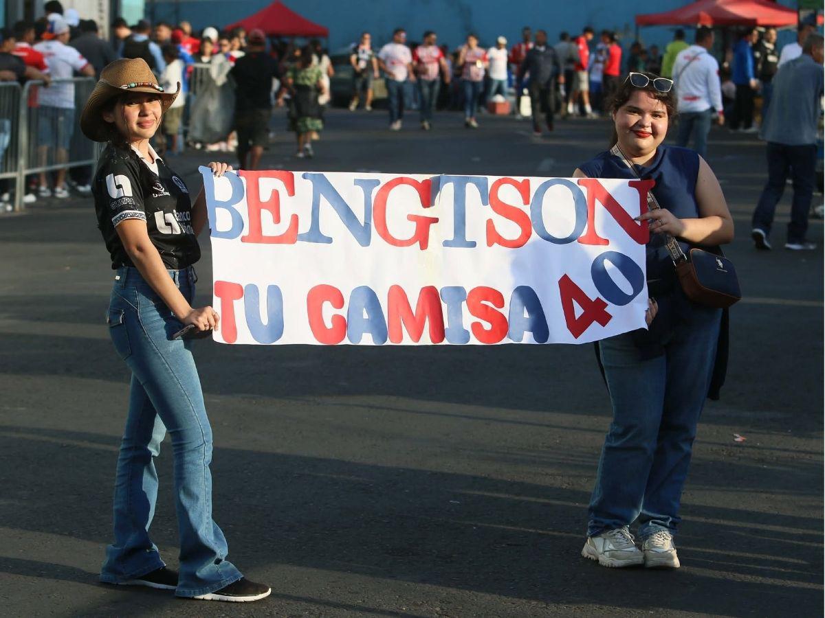 Descomunales filas en el Estadio Nacional y lo que pasó con la pantalla: así se vive la previa de la final entre Olimpia-Marathón