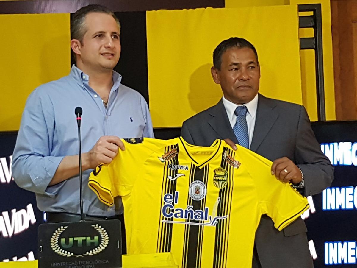 José Valladares, trimundialista con Honduras, es el nuevo técnico