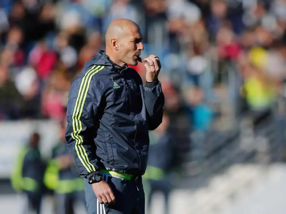 Zidane se olvida del Real Madrid y ya toma sus primeras decisiones: los dos borrados y los refuerzos que trae