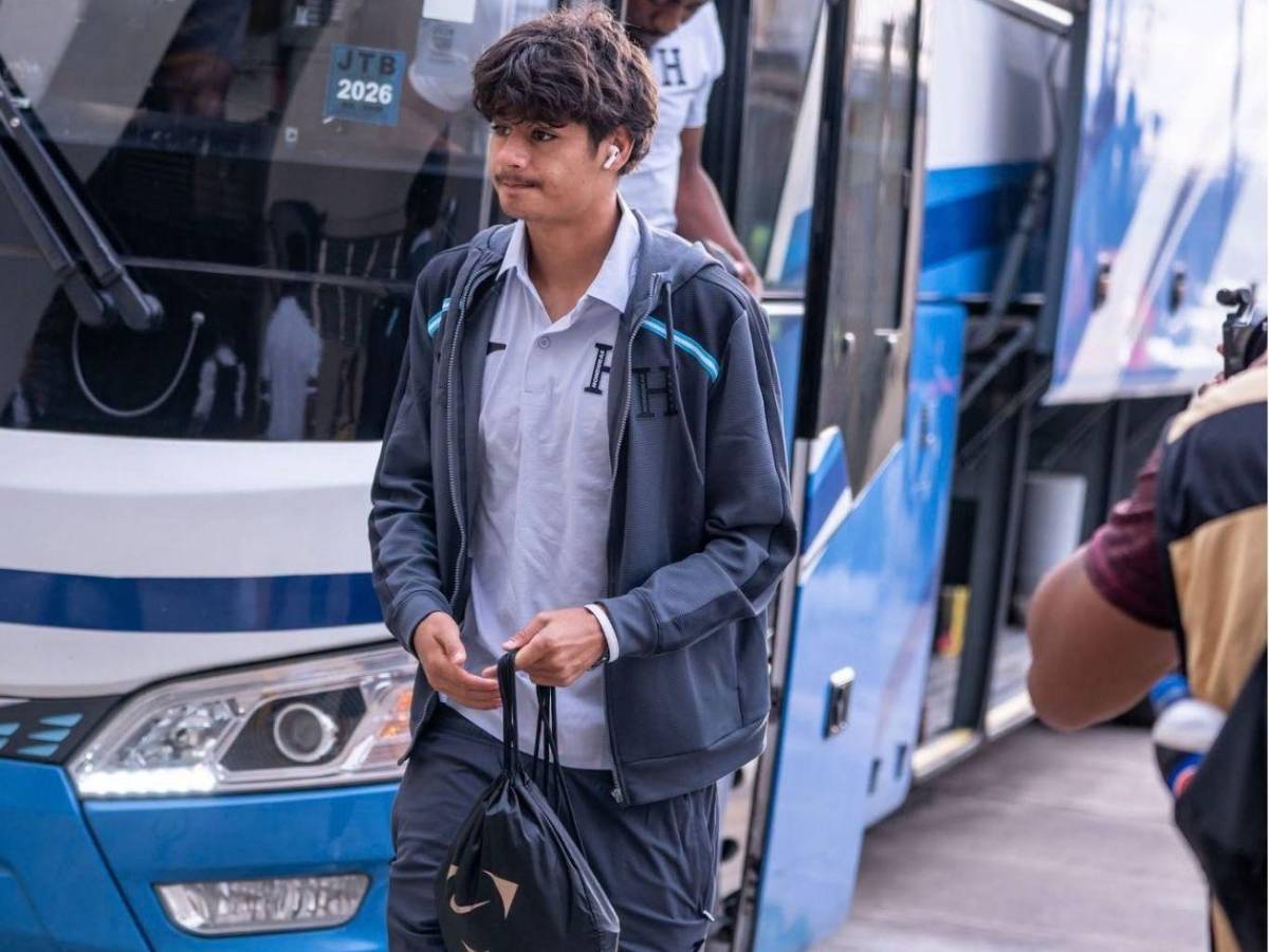 Ex Olimpia le tira con todo a Victor Vandenbroucke: Ahora renuncian