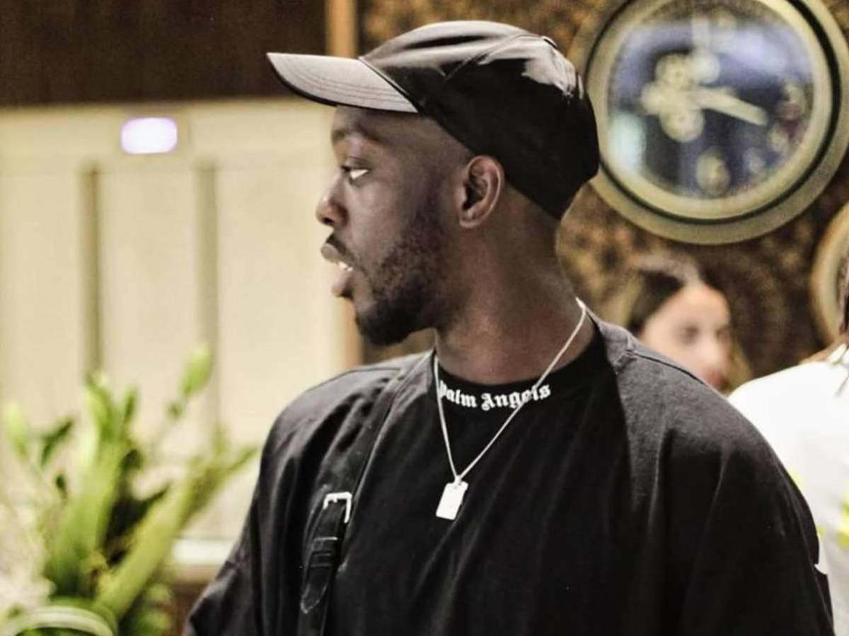 Mujer arrojó ácido al delantero de moda en Inglaterra y este fue el horrible motivo: vivió una pesadilla