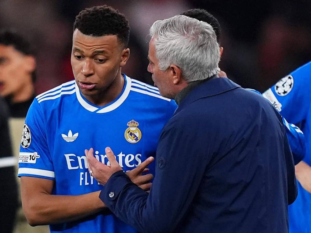 Mbappé y un brutal llamado para dejar el Madrid: 180 millones por su traspaso