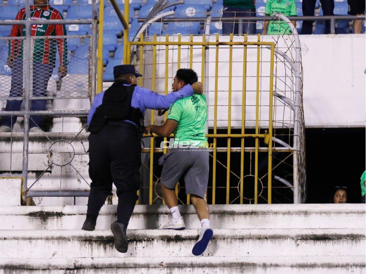 Batalla campal en el Olímpico: así fue el zafarrancho que protagonizaron las barras del Marathón y Alianza