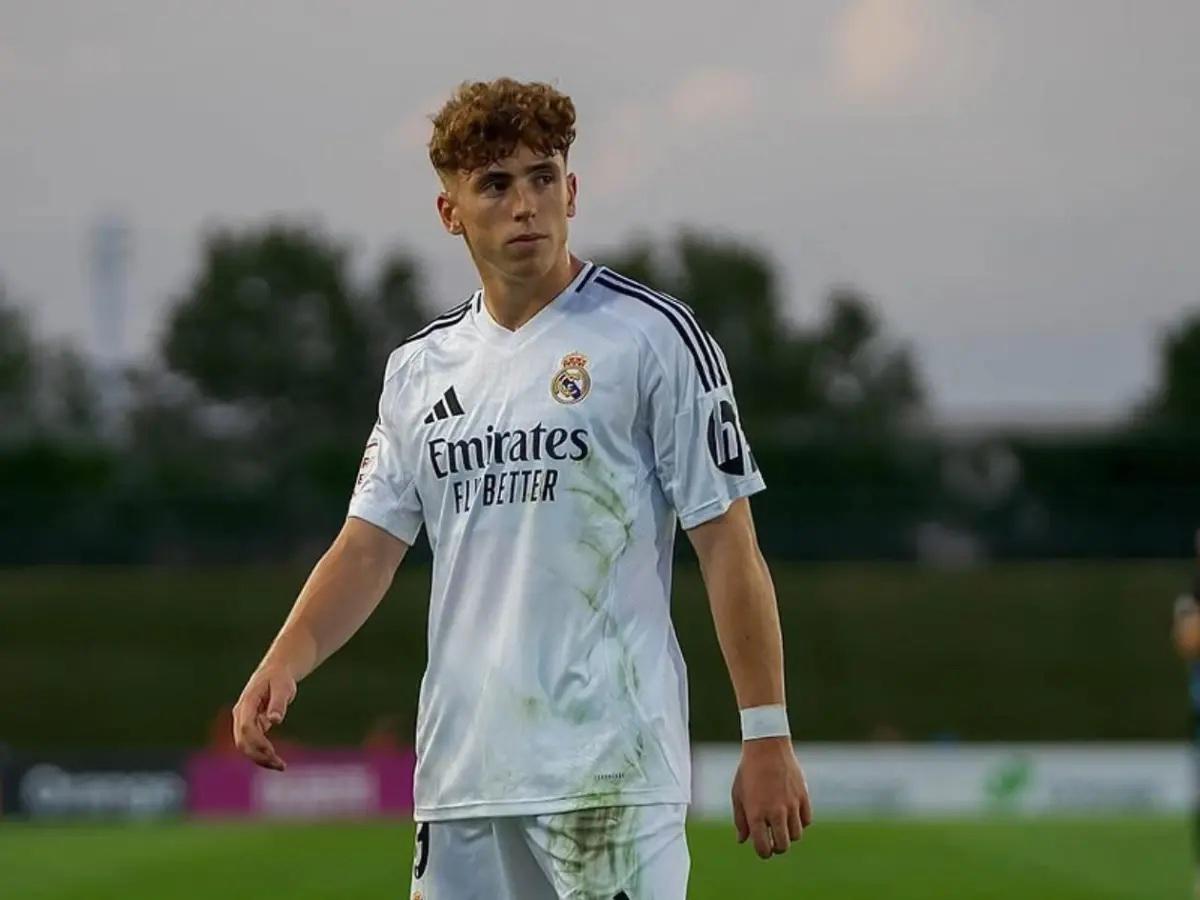 Hansi Flick llama a un crack del Real Madrid para que fiche por el Barcelona y Florentino responde con esta exigencia