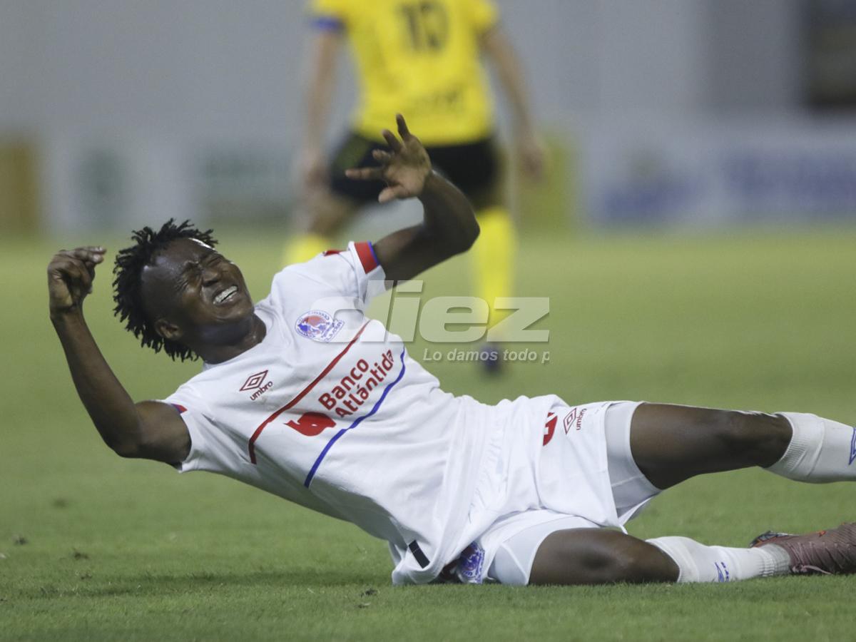 No se vio en TV: peleas entre dirigentes aurinegros y cuerpo técnico del Olimpia; los empujones y la furia del árbitro