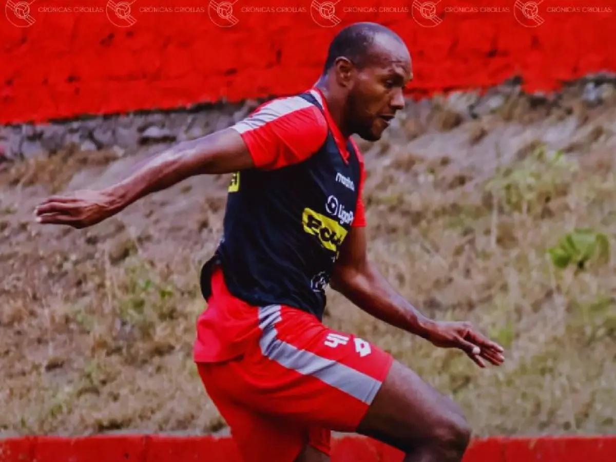 Esta decisión tomó con su novia: así es la nueva vida de Juan Anangonó tras la polémica con Alexy Vega en Marathón