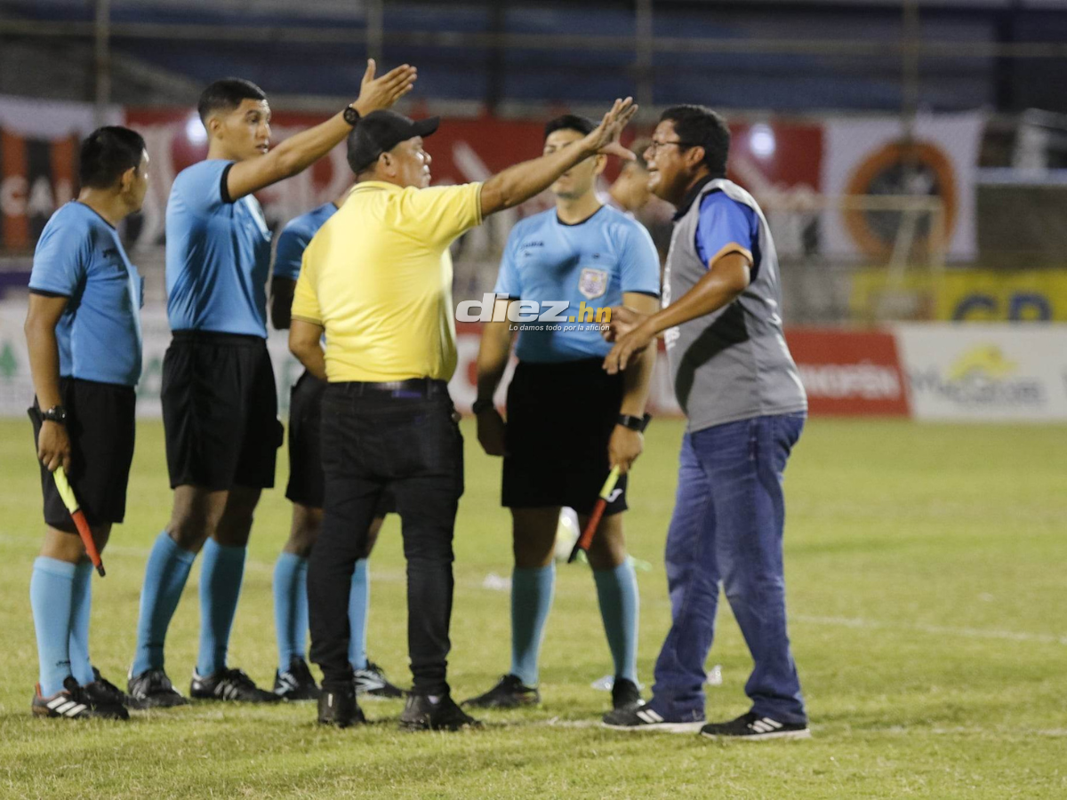 Zafarrancho en el Estadio Excélsior: Las fotos de la bronca en el Platense-Independiente en la semifinal de ida en Liga de Ascenso