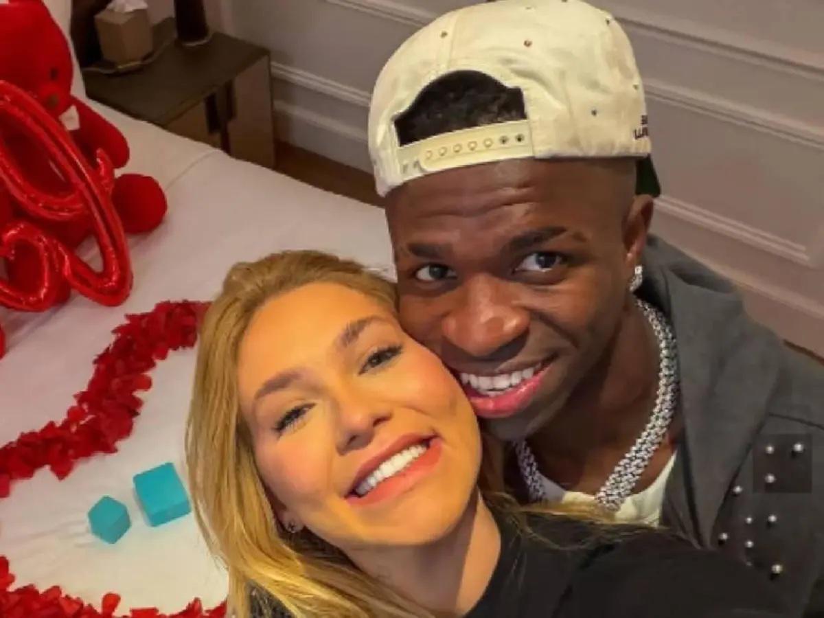 Novia de figura de Real Madrid es captada siendo besada por otro hombre y desata la polémica