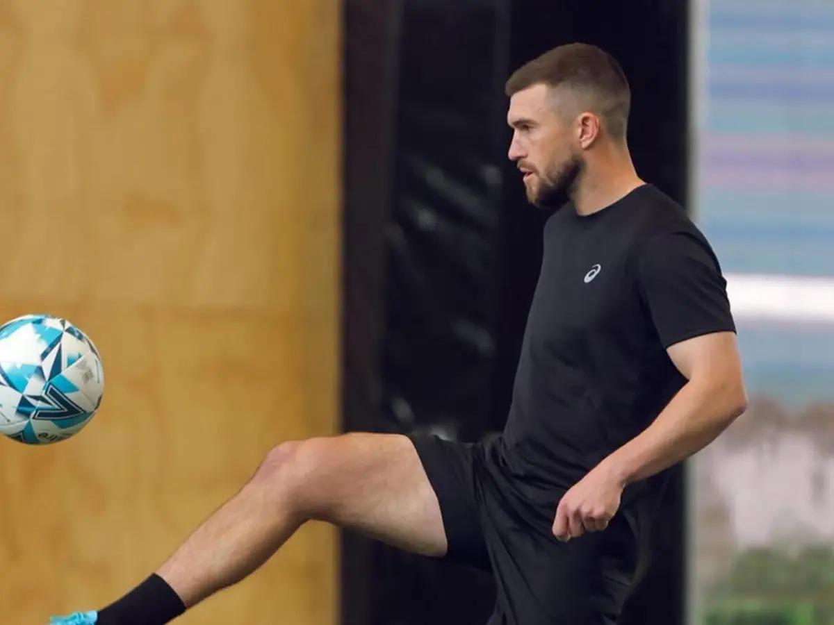 Filtran el sueldo que ganará Tim Payne en el Olimpia de Paraguay y así es su contrato