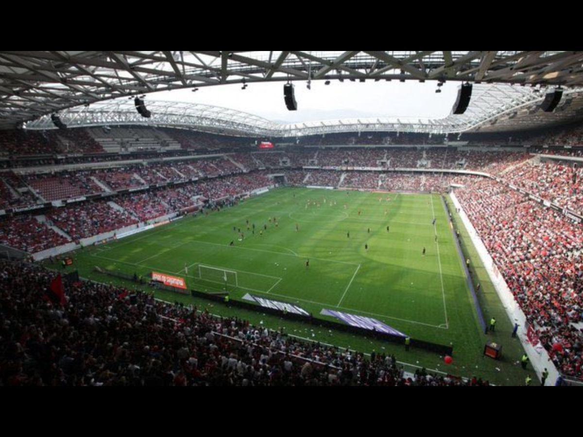 Escándalo en Francia: famosa modelo de OnlyFans grabó vídeo comprometedor en partido de la Ligue 1; Niza denunció el hecho