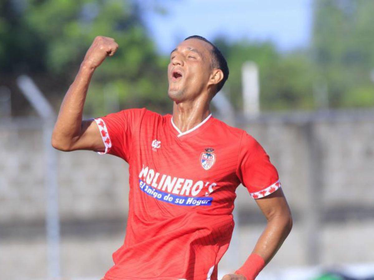 Desde “Rambo” de León hasta Carlo Costly: El top 20 de futbolistas formados por Hermelindo Cantarero