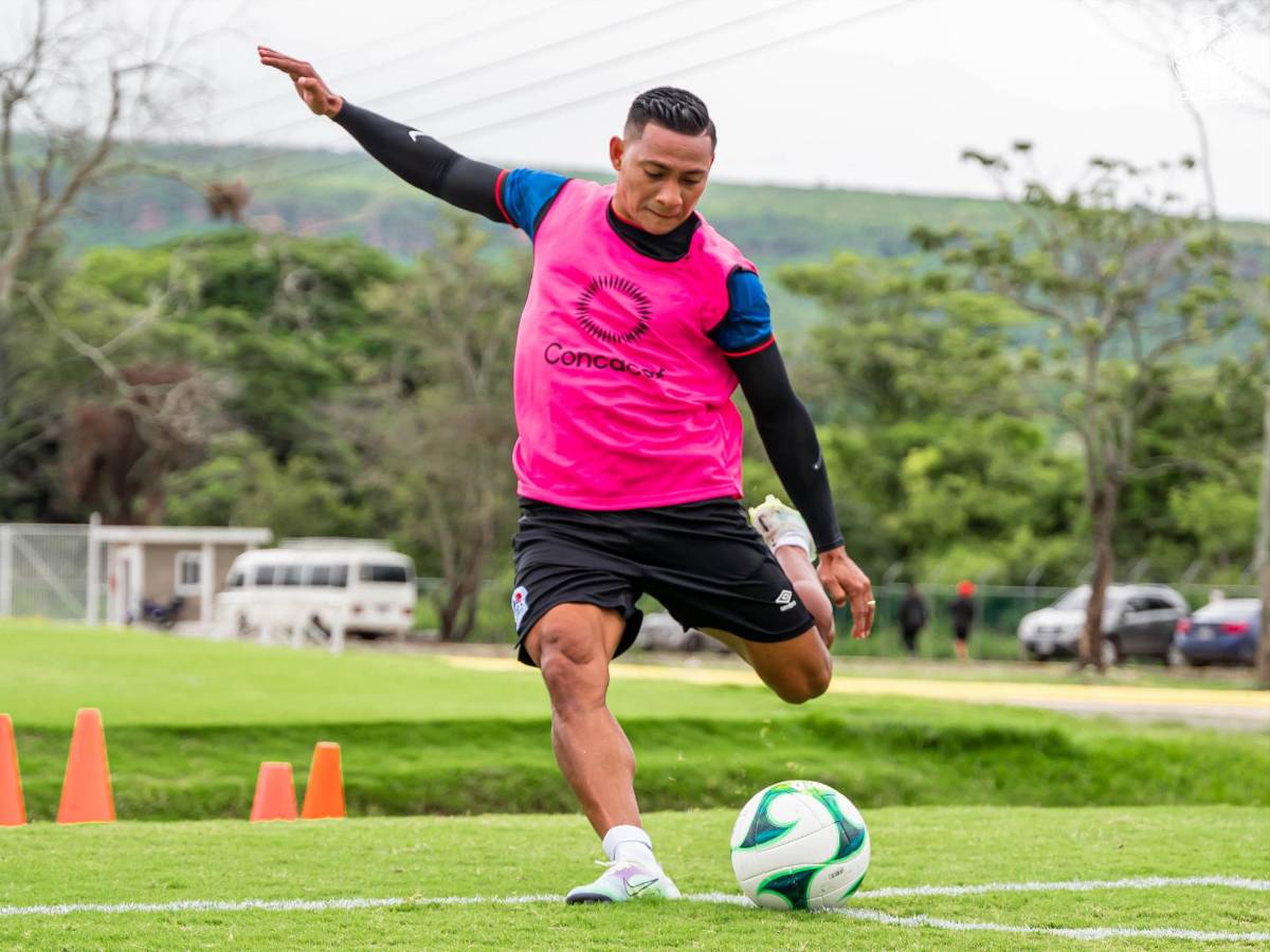 ¡Con un delantero! Pedro Troglio define el 11 del Olimpia para enfrentar al Atlas de México en el duelo de ida de la Champions de Concacaf