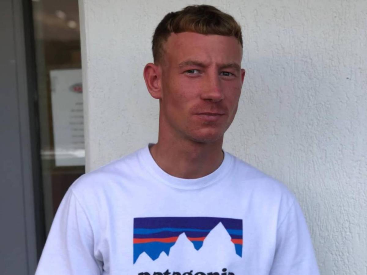 Murió el día de su cumpleaños; la tragedia invade al fútbol británico: ¿qué se sabe sobre el jugador?