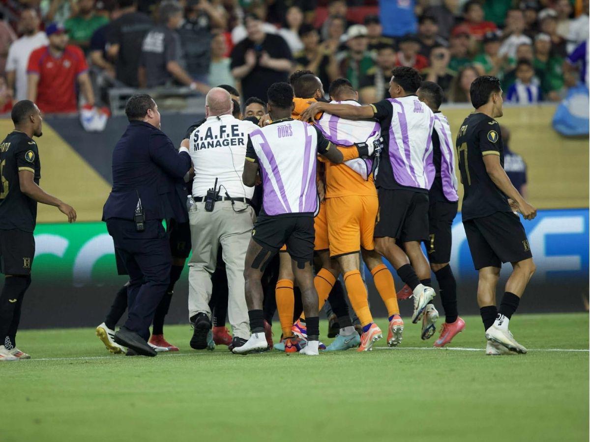 Menjívar se lució en penales, fiesta de Honduras tras clasificar a semis y la tristeza de Panamá que dice adiós en Copa Oro