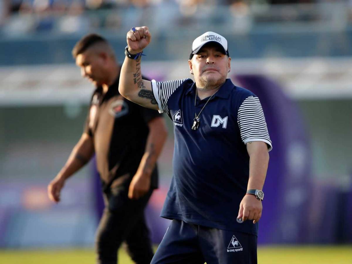 Hija de Maradona explota contra psiquiatra que cuidaba al Diego: se destapa lo que hizo antes de la muerte de la leyenda