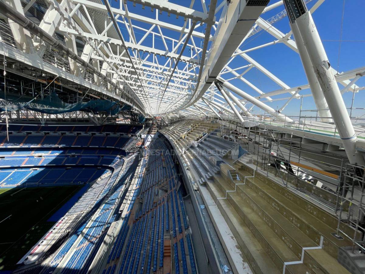 Sale a la luz cuando sería la inauguración del estadio Santiago Bernabéu: otro cambio de césped y nueva grada lateral