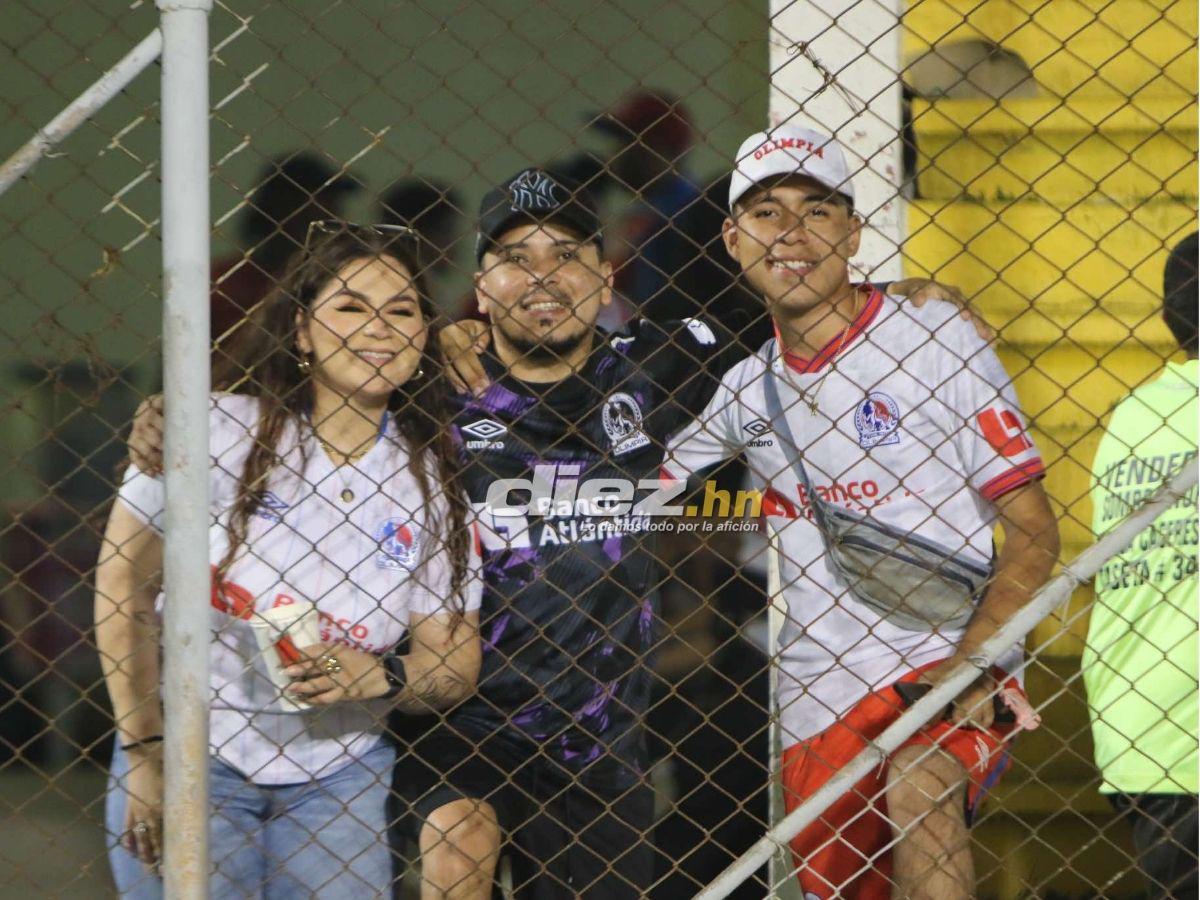 Descomunal show de la Ultra Fiel: así es el infierno que le preparó la afición de Olimpia al Antigua por Copa Centroamericana