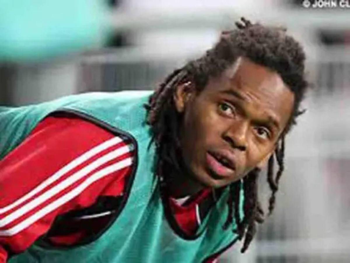 Salió en el Panini 2010 y jugó Champions: así es la nueva vida de Luis Ramos