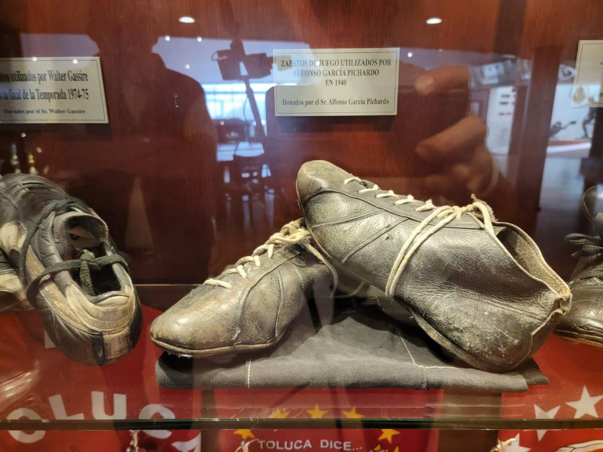 Olimpia y Carlos Pavón relucen en las vitrinas: así es el histórico y hermoso museo del Toluca en el Nemesio Diez