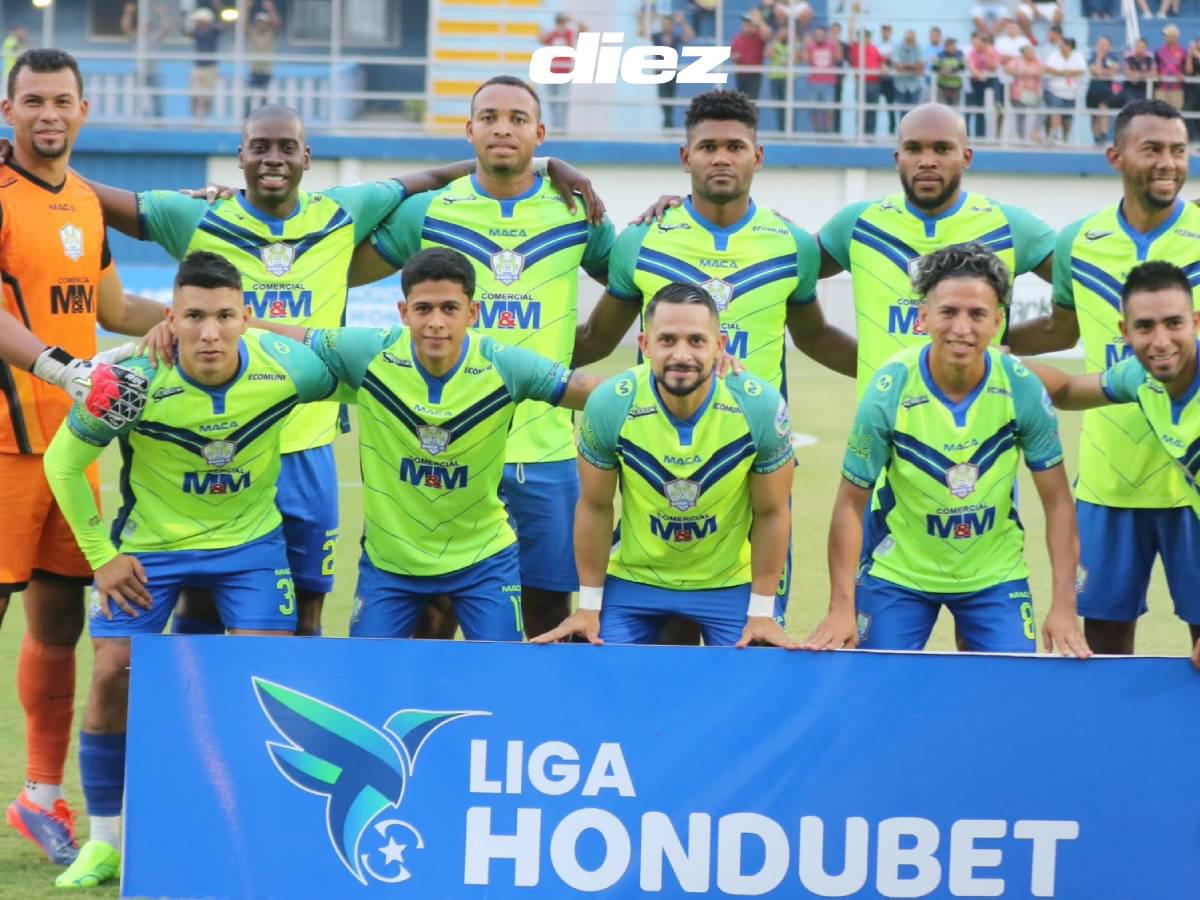 Los titulares del Olancho FC frente a Motagua.