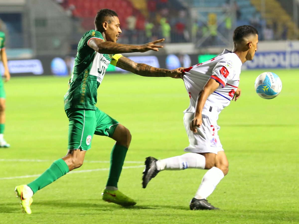 Olimpia desbarató a un Marathón que llegó al Nacional a especular y se posiciona líder de la Triangular A