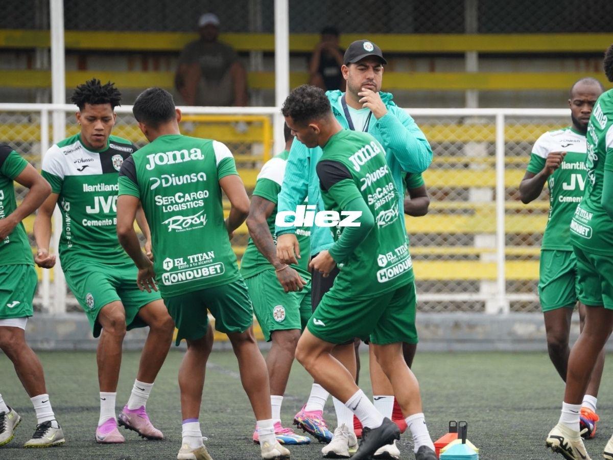 Sorpresa en el entreno de Marathón y así fue el recibimiento del nuevo fichaje verdolaga: ¡curioso look!