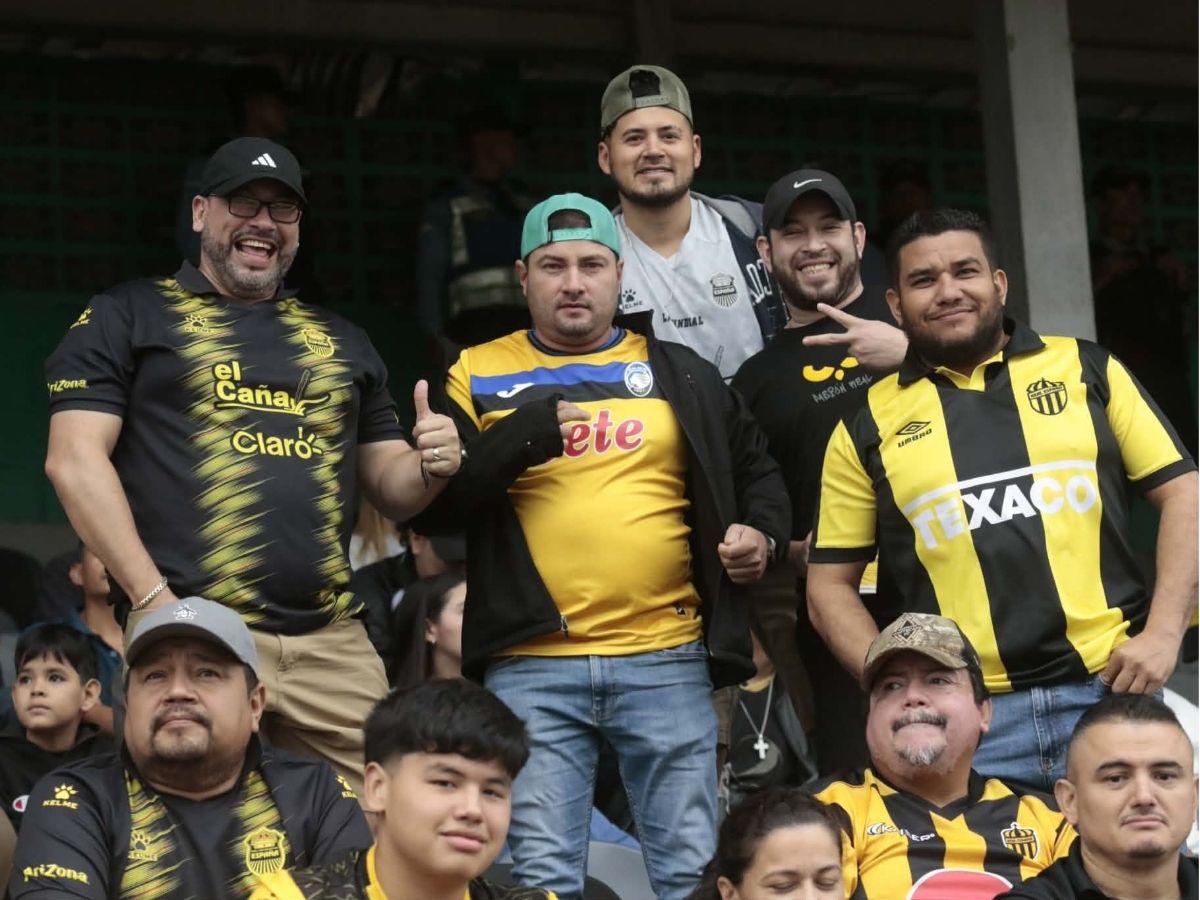 Zafarrancho entre Real España-Motagua, chica del ciclón enamora, argentino sorprende y el frío se apoderó en el Morazán